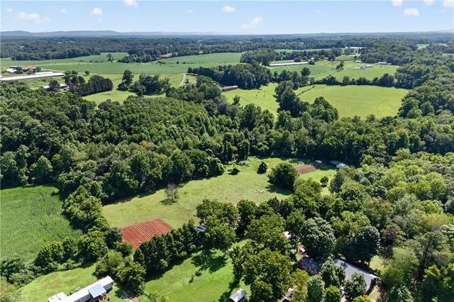 138 Eagle Valley Trail, Dobson, NC 27017