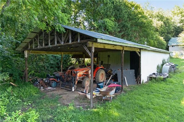 138 Eagle Valley Trail, Dobson, NC 27017