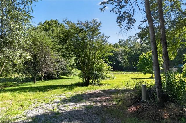 138 Eagle Valley Trail, Dobson, NC 27017