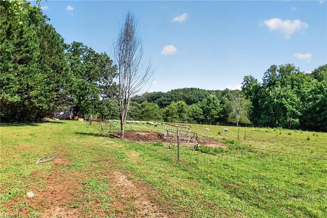 138 Eagle Valley Trail, Dobson, NC 27017