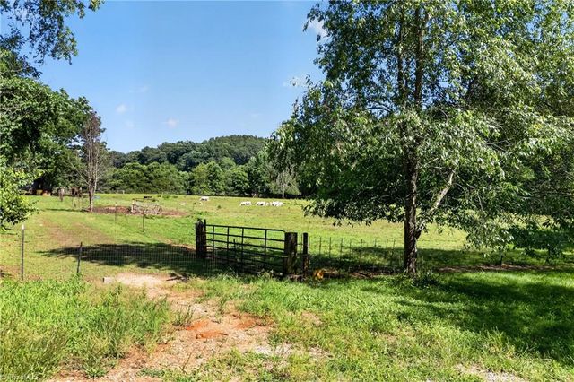 138 Eagle Valley Trail, Dobson, NC 27017