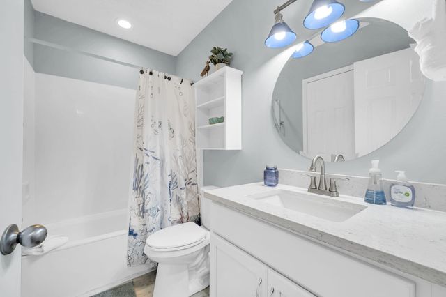 670 Nautilus Court 602, Fort Walton Beach, FL 32548