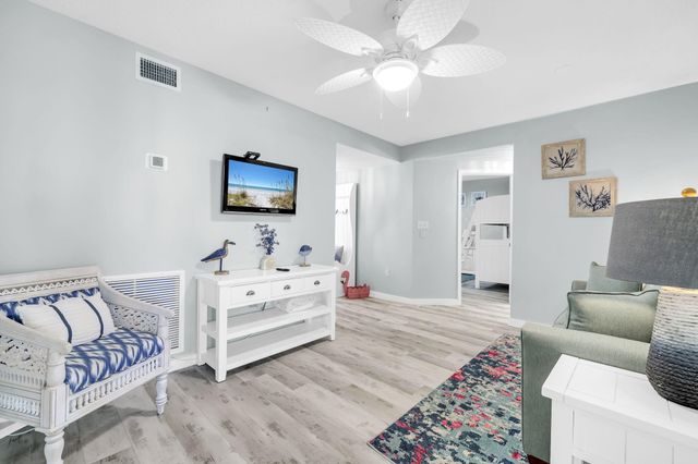 670 Nautilus Court 602, Fort Walton Beach, FL 32548