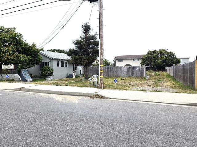 557 S 10th, Grover Beach, CA 93433