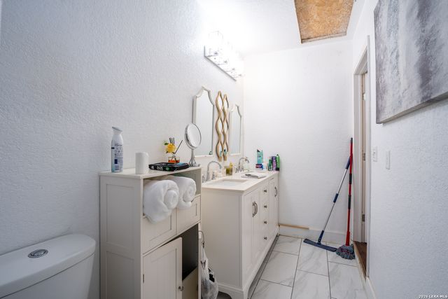 1022 Linden, San Antonio, TX 78211