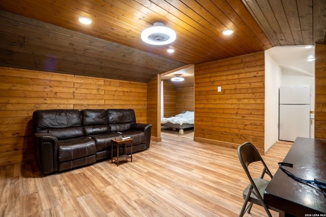 1022 Linden, San Antonio, TX 78211