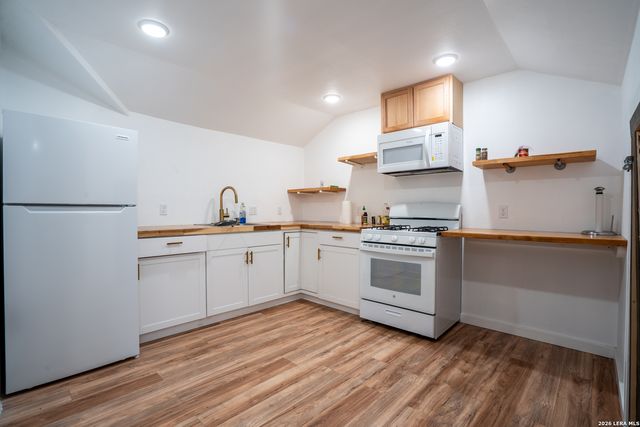 1022 Linden, San Antonio, TX 78211