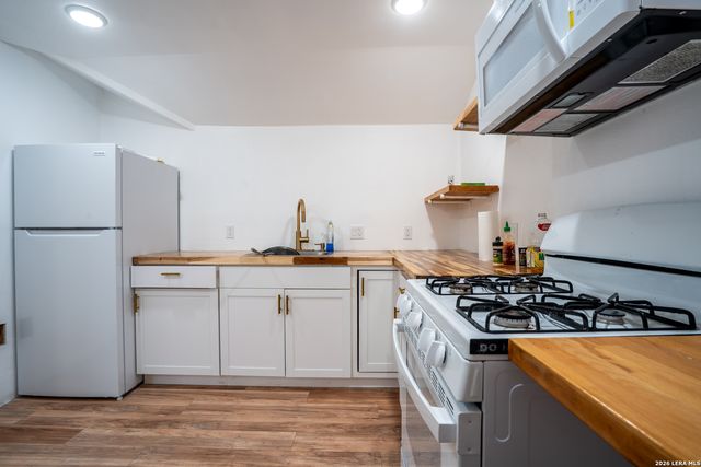 1022 Linden, San Antonio, TX 78211