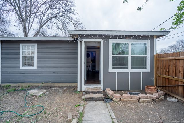 1022 Linden, San Antonio, TX 78211