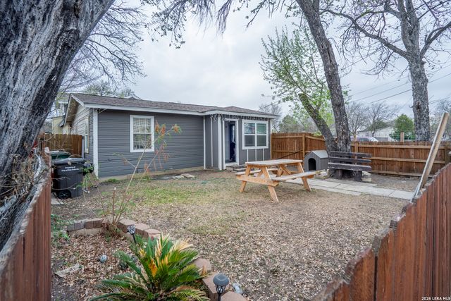 1022 Linden, San Antonio, TX 78211