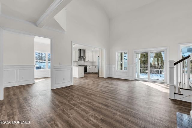 318 E Cape May Avenue, Ocean Gate, NJ 08740