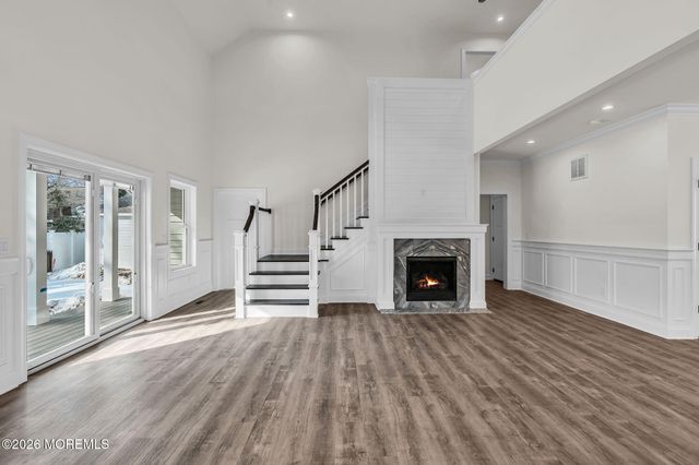 318 E Cape May Avenue, Ocean Gate, NJ 08740