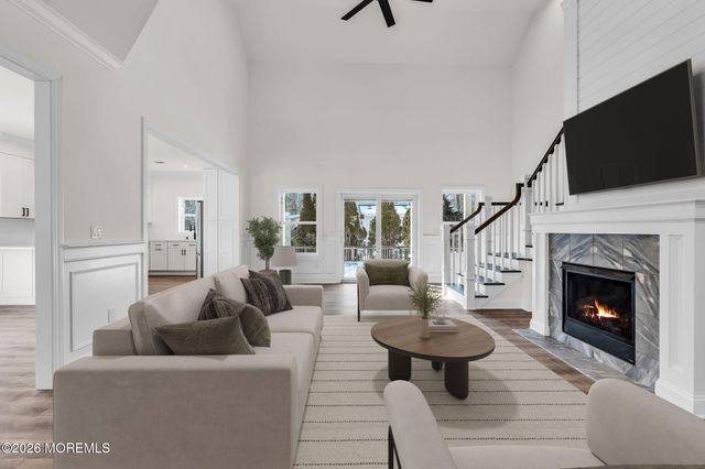 318 E Cape May Avenue, Ocean Gate, NJ 08740