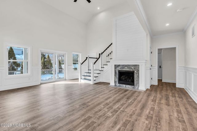 318 E Cape May Avenue, Ocean Gate, NJ 08740