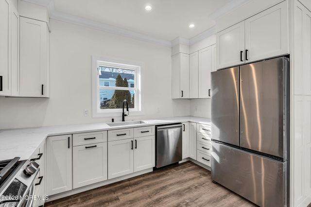 318 E Cape May Avenue, Ocean Gate, NJ 08740