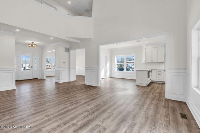 318 E Cape May Avenue, Ocean Gate, NJ 08740