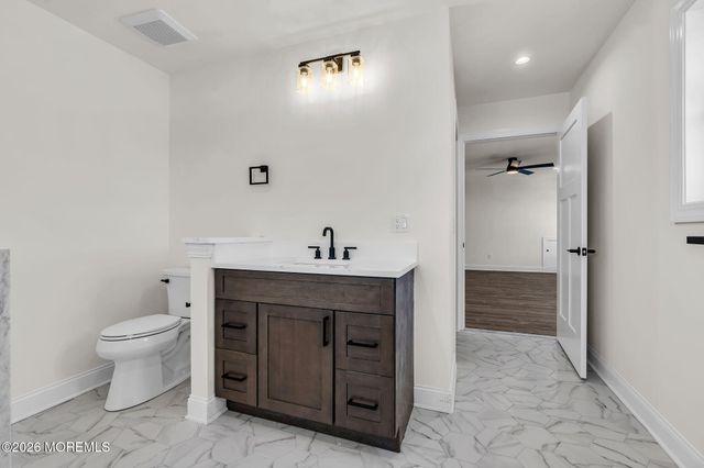 318 E Cape May Avenue, Ocean Gate, NJ 08740