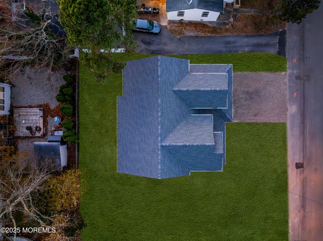 318 E Cape May Avenue, Ocean Gate, NJ 08740