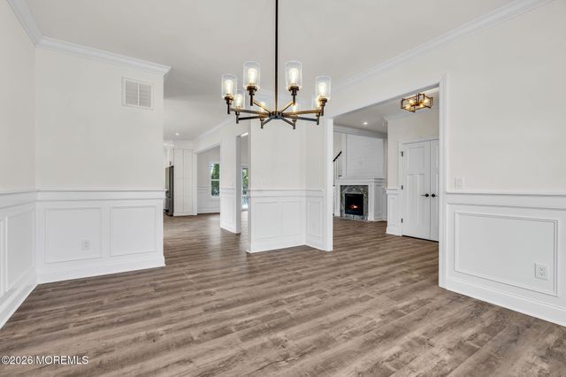 318 E Cape May Avenue, Ocean Gate, NJ 08740