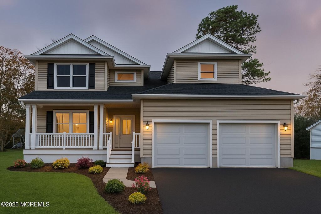 318 E Cape May Avenue, Ocean Gate, NJ 08740