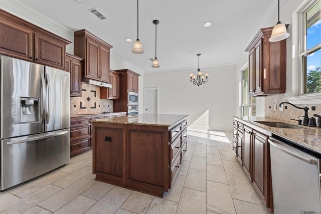 1135 Bayou Paul Ln, St Gabriel, LA 70776