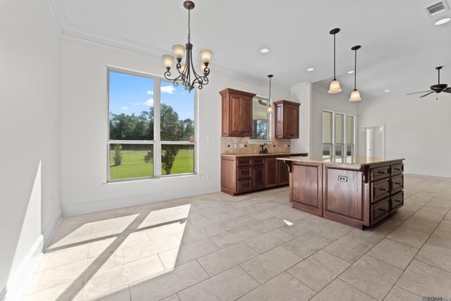 1135 Bayou Paul Ln, St Gabriel, LA 70776