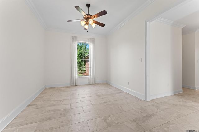 1135 Bayou Paul Ln, St Gabriel, LA 70776