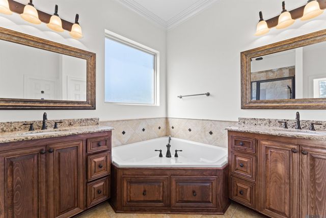 1135 Bayou Paul Ln, St Gabriel, LA 70776