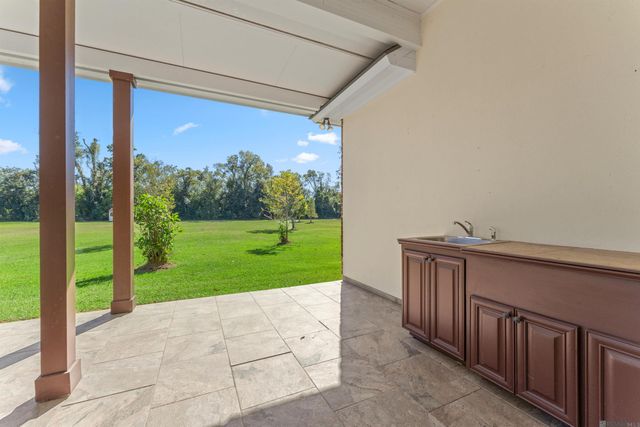 1135 Bayou Paul Ln, St Gabriel, LA 70776