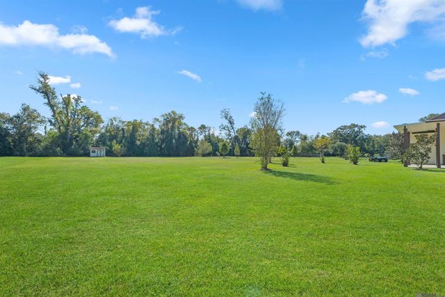 1135 Bayou Paul Ln, St Gabriel, LA 70776