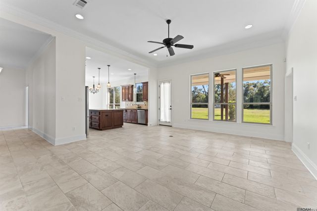 1135 Bayou Paul Ln, St Gabriel, LA 70776