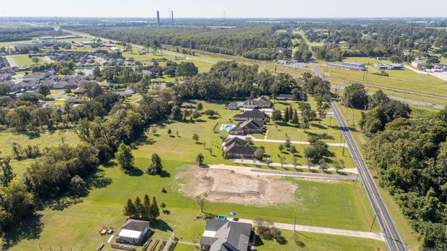 1135 Bayou Paul Ln, St Gabriel, LA 70776