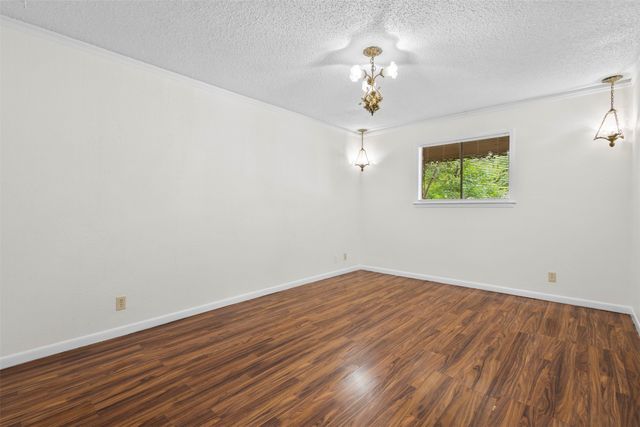 5516 Beaty Street, Fort Worth, TX 76112