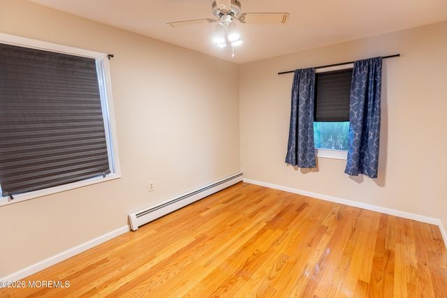 12 Mayaquez Lane, Berkeley, NJ 08721