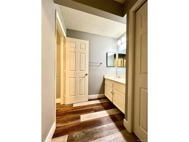 14437 E 1st Dr B04, Aurora, CO 80011