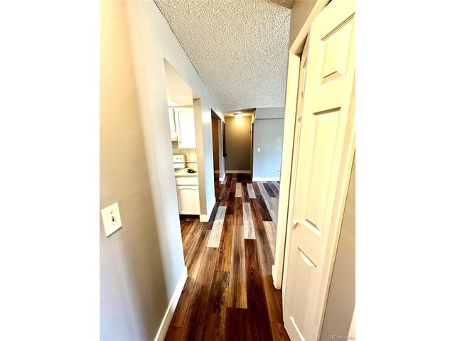 14437 E 1st Dr B04, Aurora, CO 80011