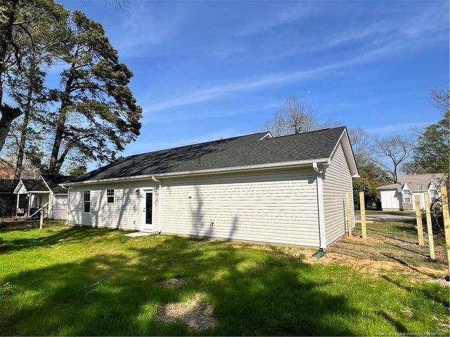 320 Currie Court, Fayetteville, NC 28301