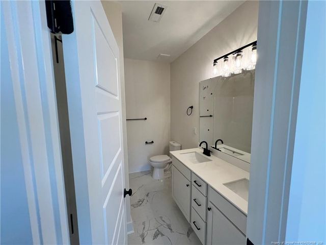 320 Currie Court, Fayetteville, NC 28301