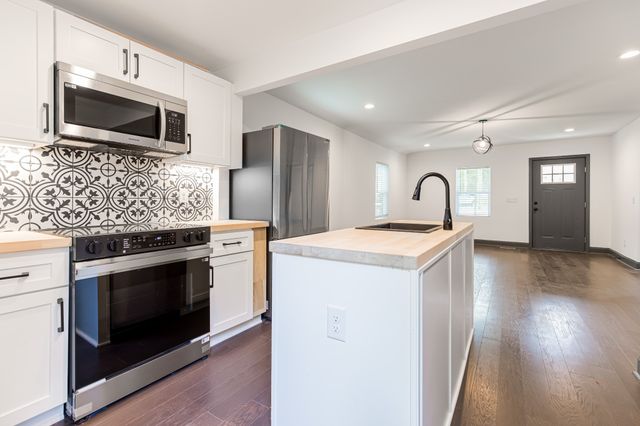 122 Mount Leo Heights St, Mcminnville, TN 37110