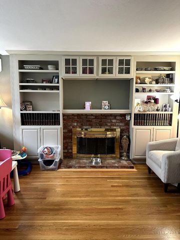 541 Woodstock Way, Santa Clara, CA 95054