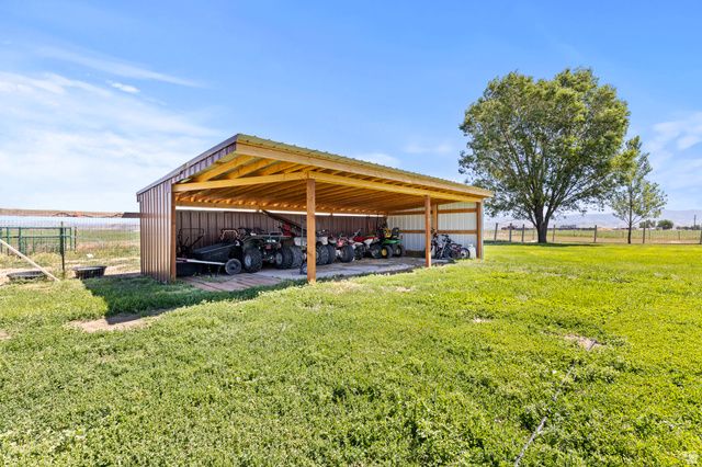 4142 W 800 S, Weston, ID 83286