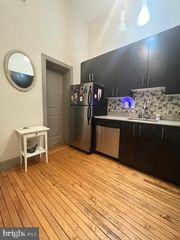 511 S Bond St Apt 304, Baltimore, MD 21231