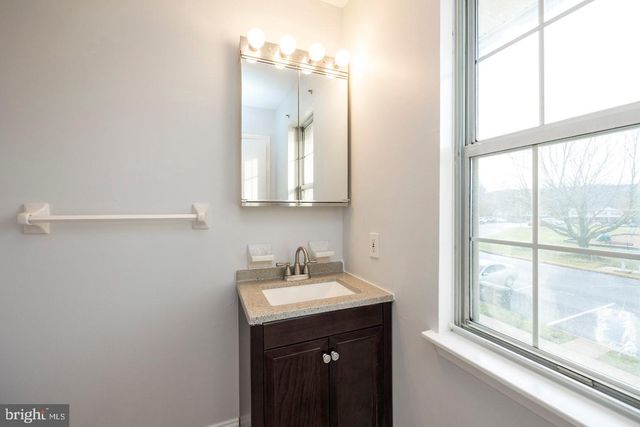 328 CARLYN CT, Downingtown, PA 19335