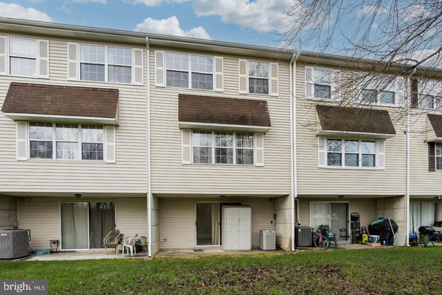 328 CARLYN CT, Downingtown, PA 19335