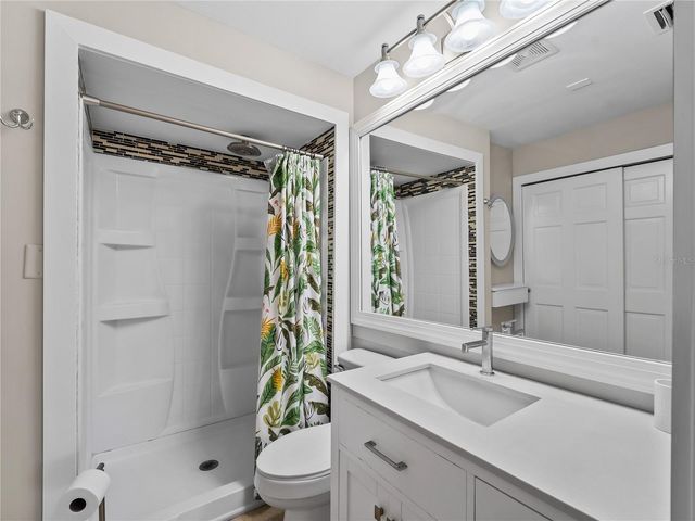 4668 OAK HILL LANE 40, Sarasota, FL 34232