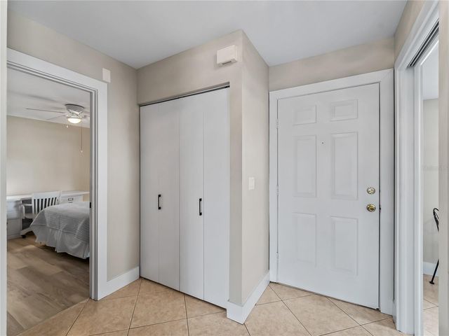 4668 OAK HILL LANE 40, Sarasota, FL 34232