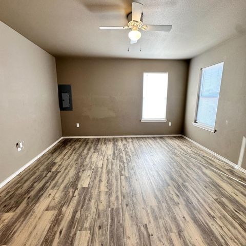 1304 E 15th Street, Lubbock, TX 79403