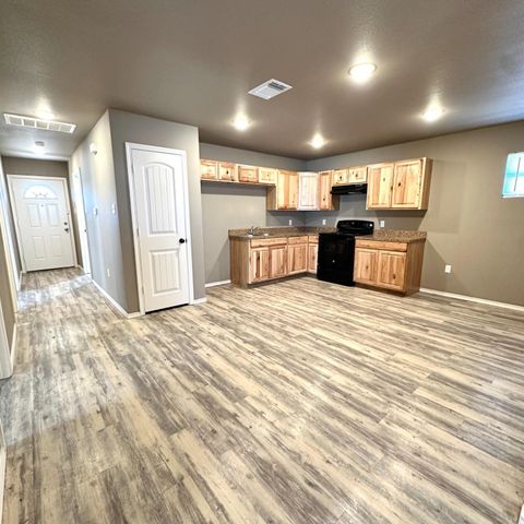 1304 E 15th Street, Lubbock, TX 79403