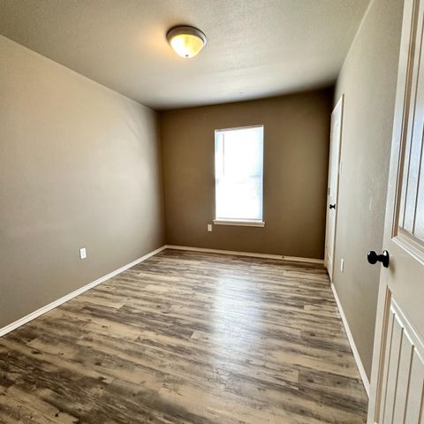 1304 E 15th Street, Lubbock, TX 79403