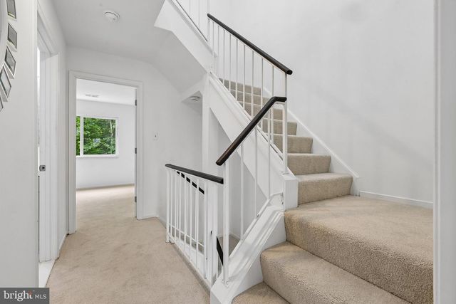 3476 CALEDONIA CIR, Woodbridge, VA 22192